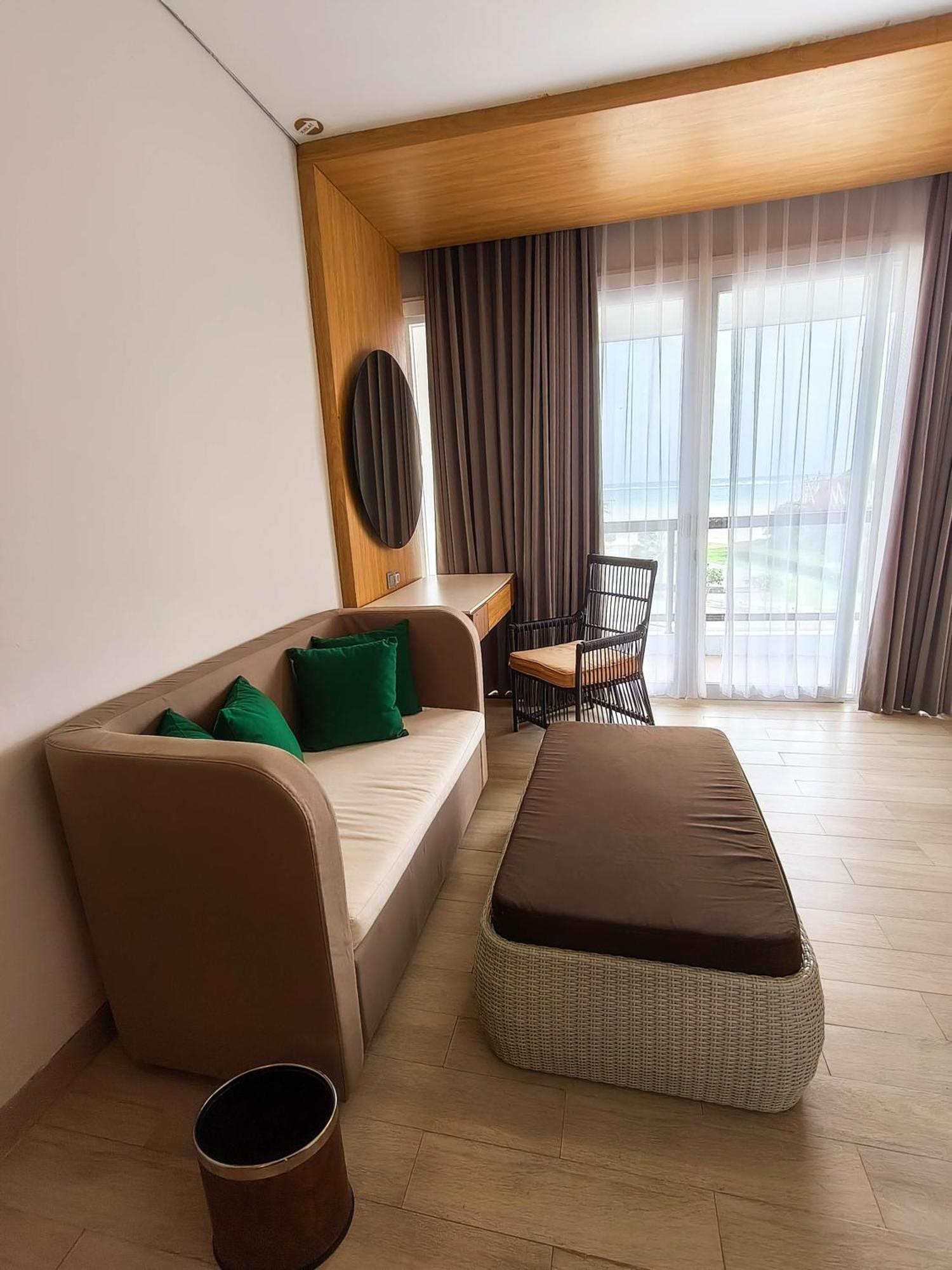 Raja Hotel Kuta Mandalika Resort & Convention Eksteriør bilde